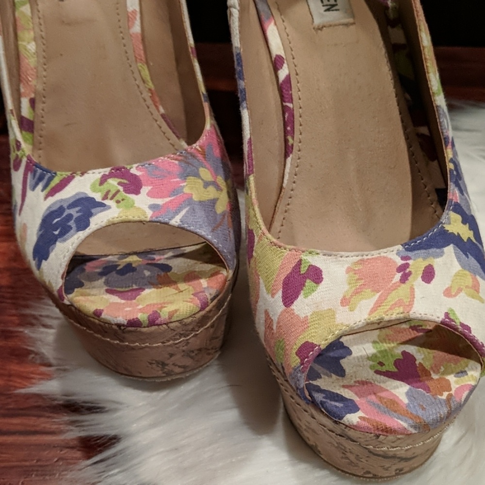 Steve Madden sandals - Picture 2 of 3